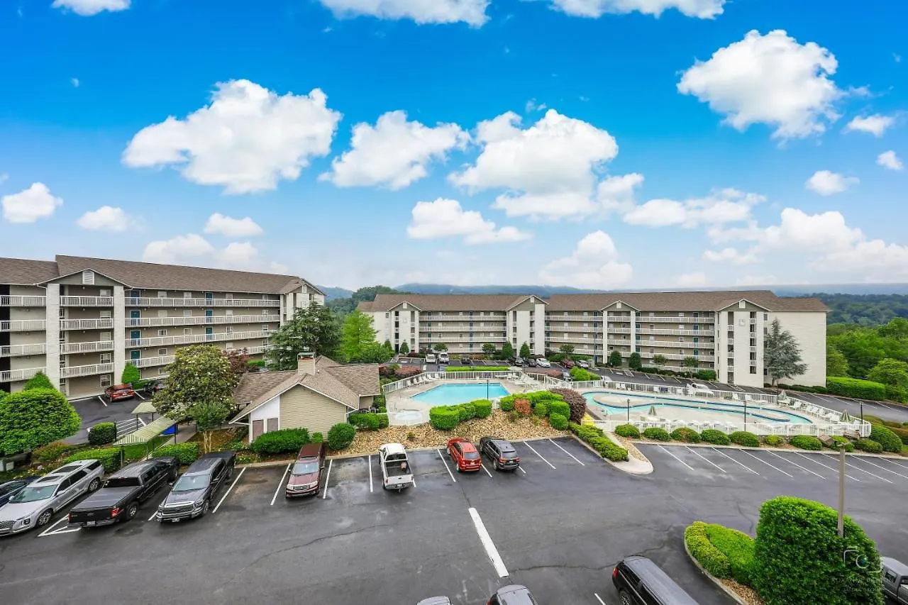 公寓 Ah-mazing! Whispering Pines 532 *