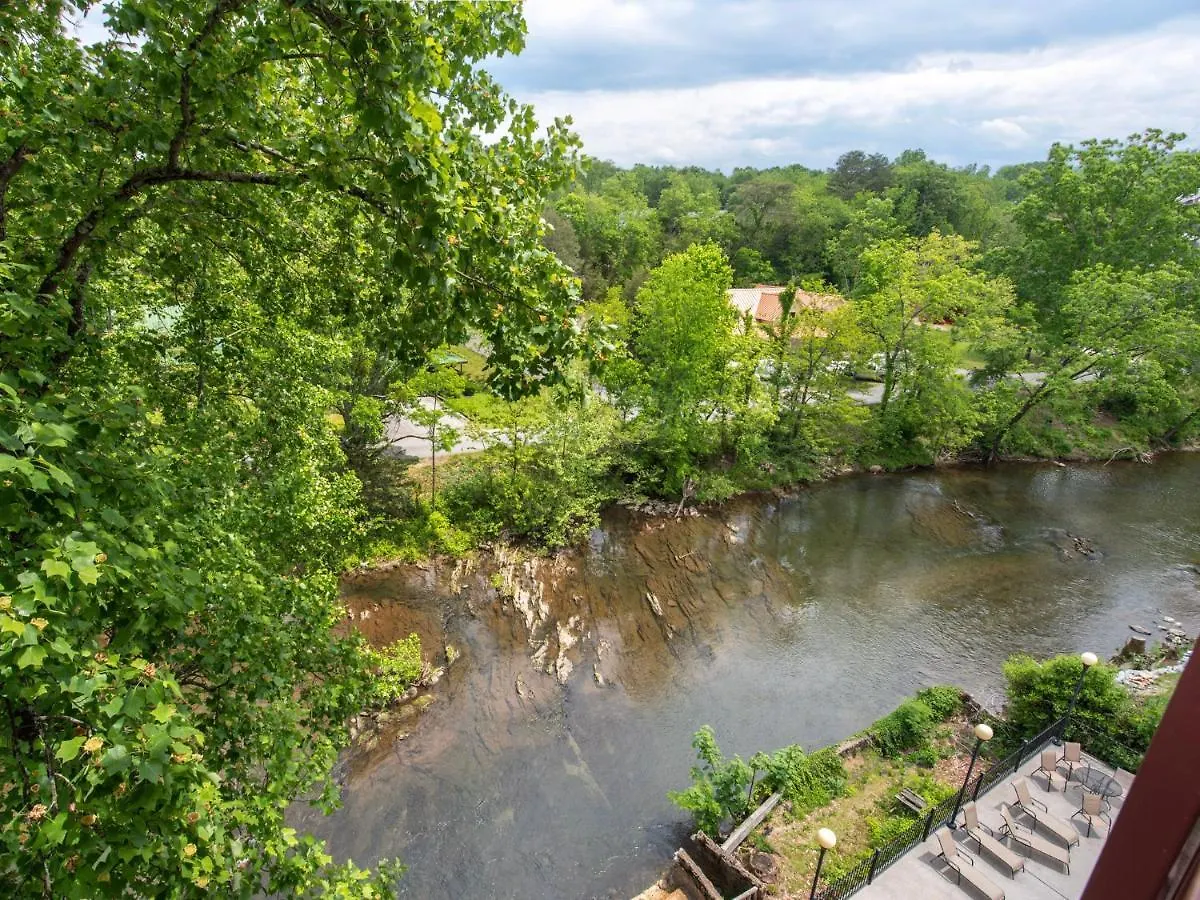 River Romp Cedar 505