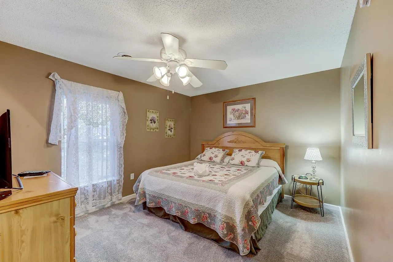 Apartment Birds Eye View Whispering Pines 252