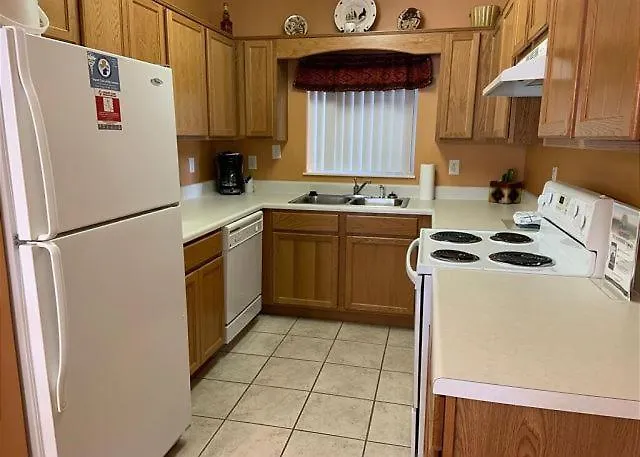 Tennessee Retreat Whispering Pines 631 Pigeon Forge