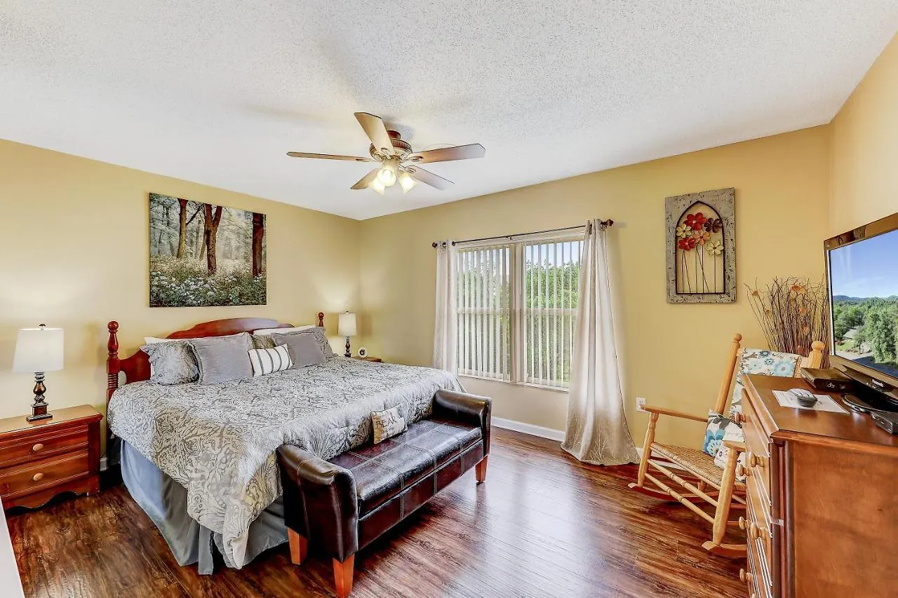 Leconte View Retreat Whispering Pines 454