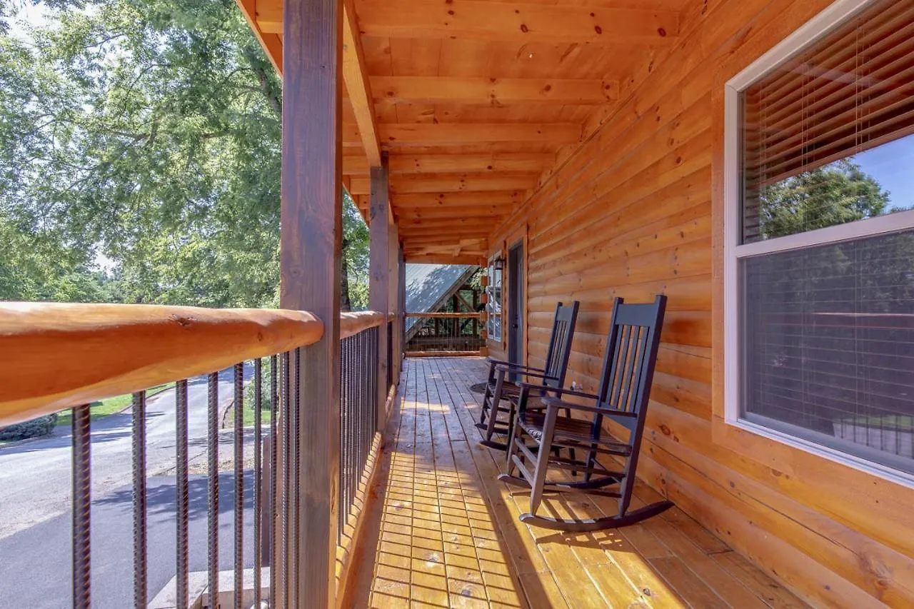 Pure Indulgence, 2 Bedrooms, Hot Tub, Pool Access, Theater Room, Sleeps 10 *