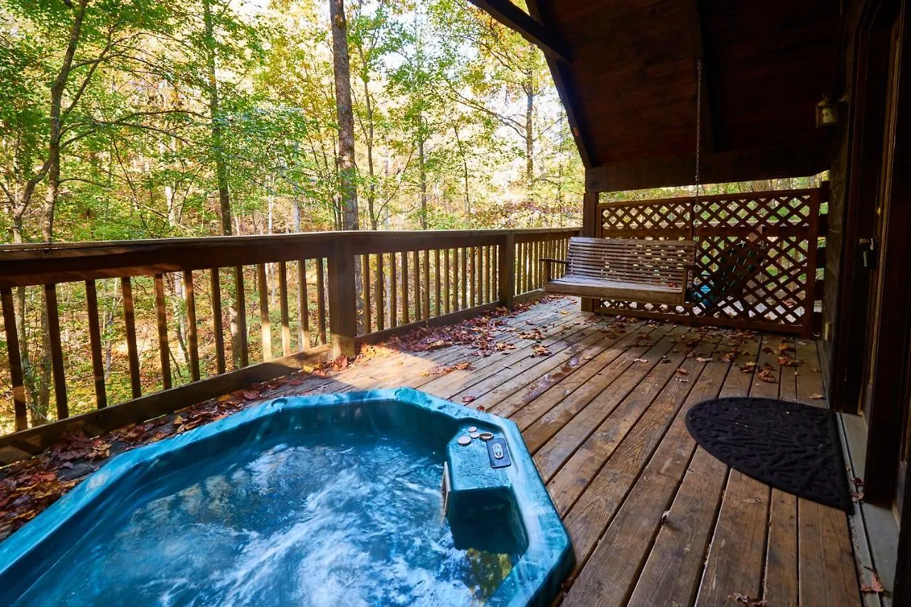 A In The Woods * Pigeon Forge