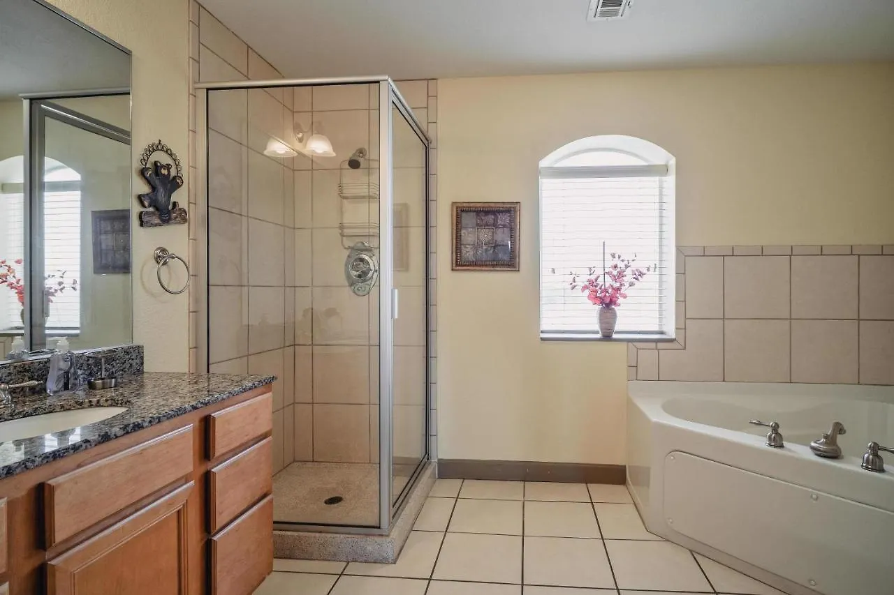 Mvc - Unit 2701 - Sweet Bear Apartment