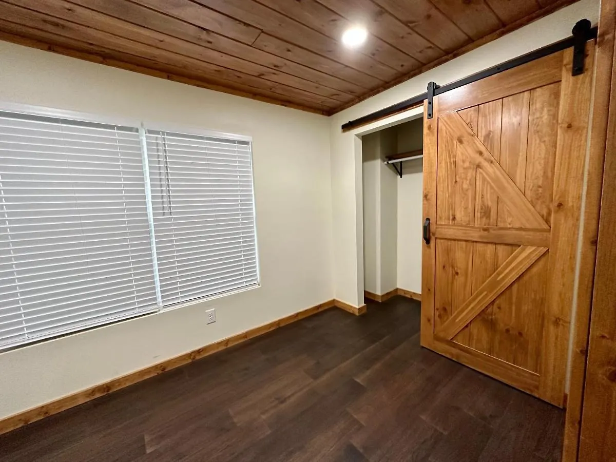 Creekfront Lodge: Brand New! * Pigeon Forge