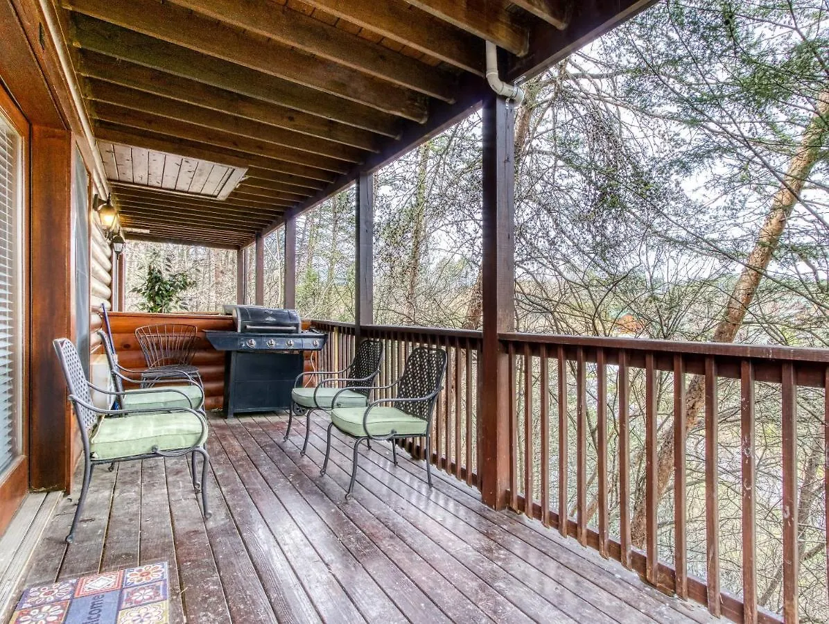 Newly Renovated Perfect 2 Bedroom W Indoor Jacuzzies, Hot Tub, Pool, Sauna, Golf! Villa