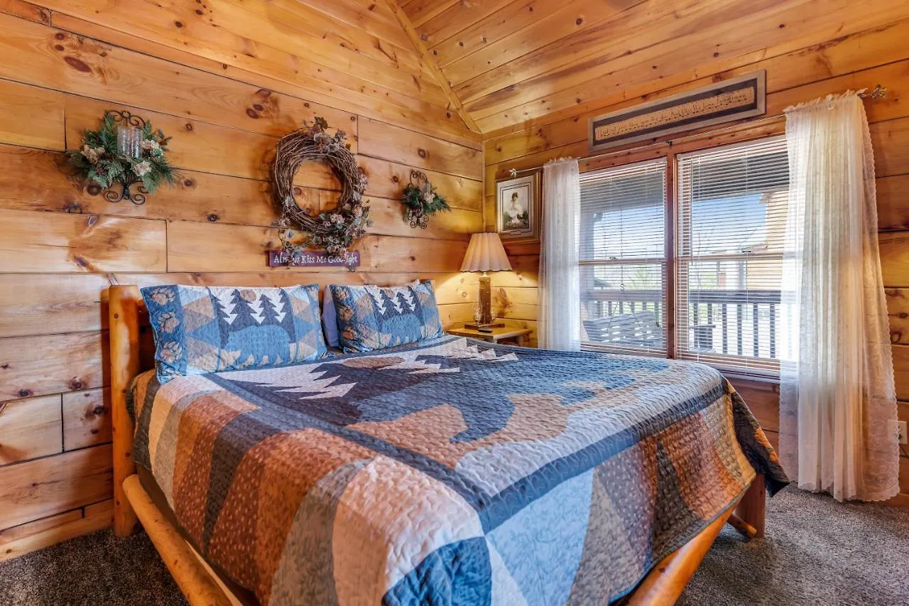 Dom wakacyjny Snuggle Bear Hideaway *