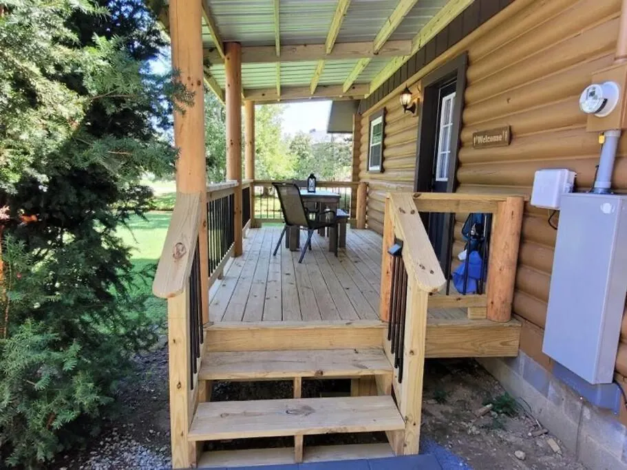 Dom wakacyjny Creekside Hideaway - Real Log W/great Location *