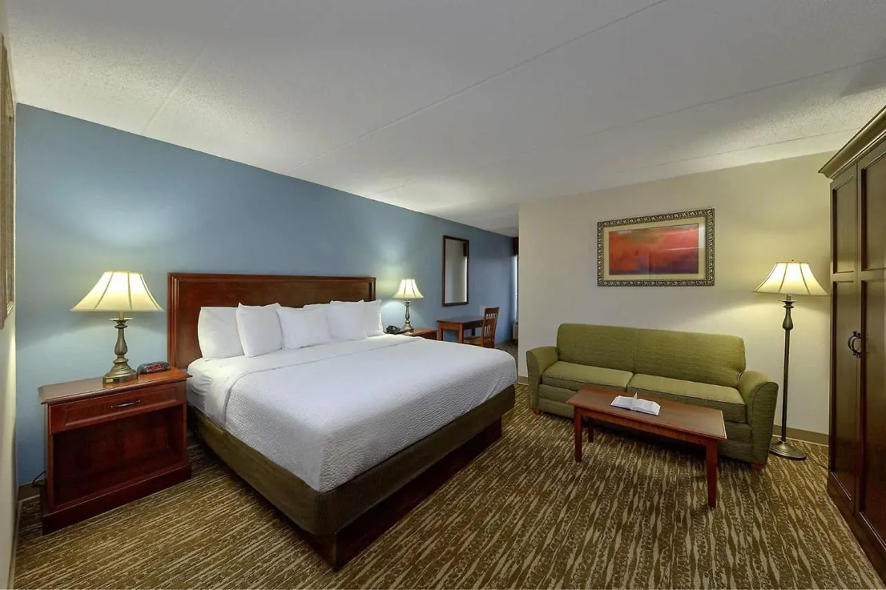 The On The River Hotel Pigeon Forge
