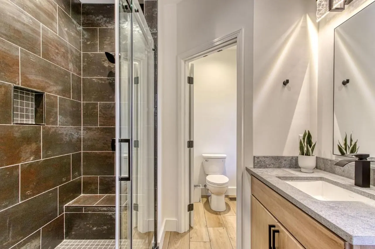 펜션 Mountain Valley Revival - Brand New Renovations, Close To Town, Panoramic Mountain Views!! *