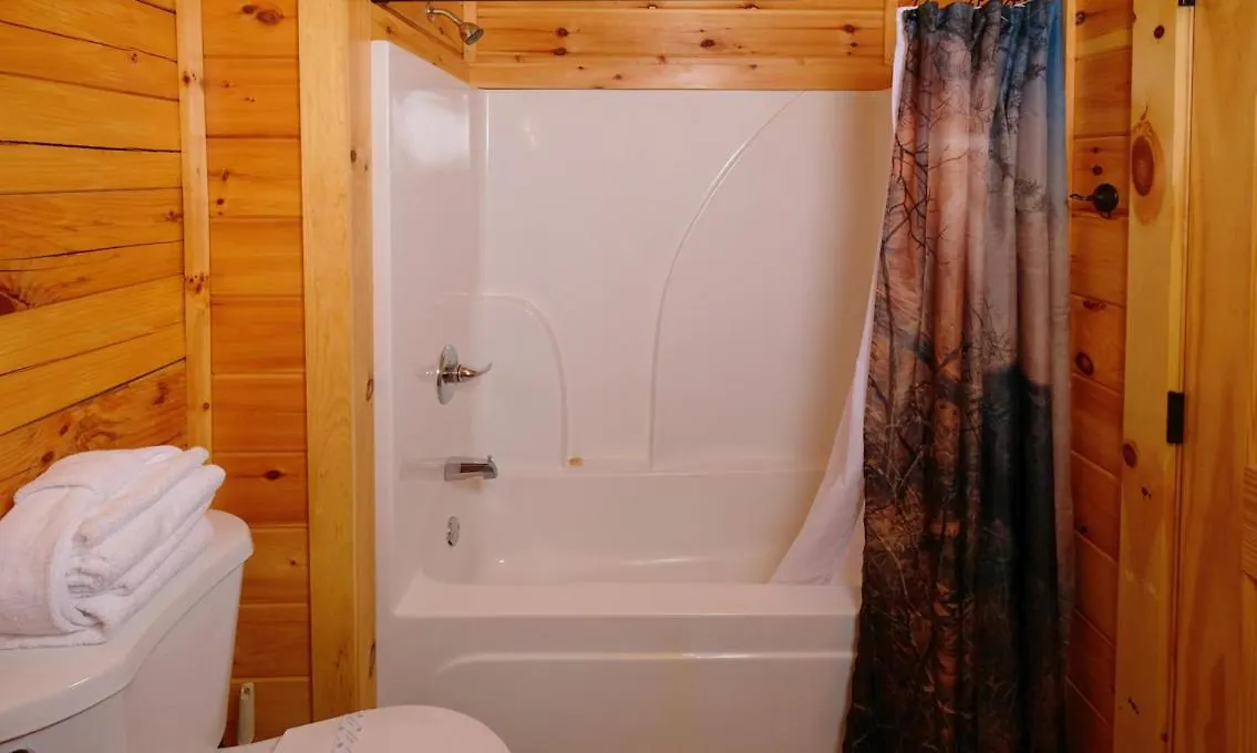 Highland Plunge Pigeon Forge