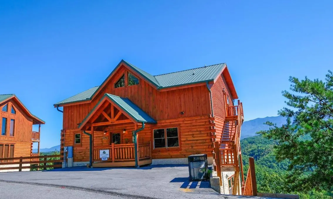 Villa Highland Plunge *