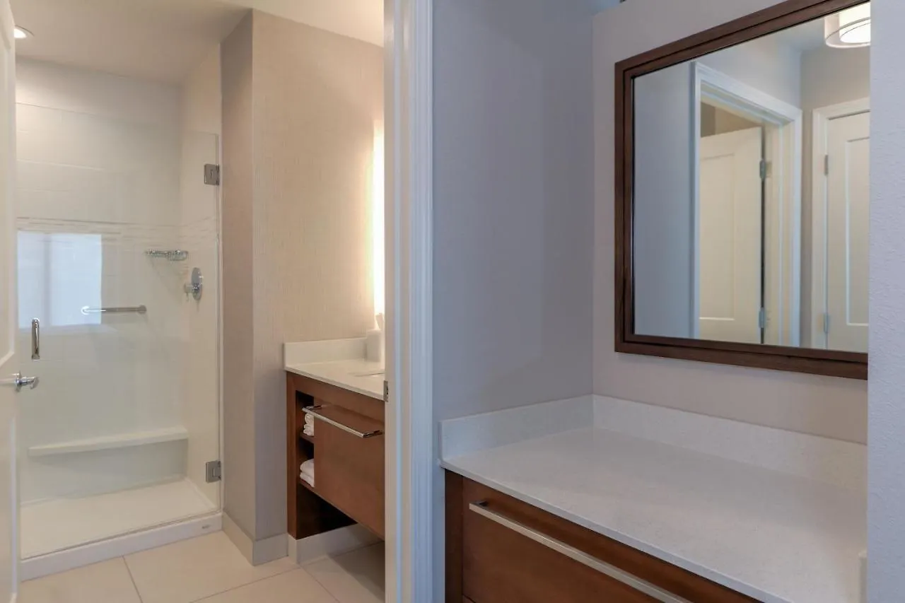 Hotell By Marriott *