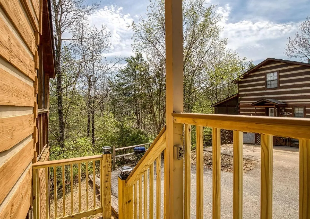 Er18 - The Lazy Bear View - Great Location - Close To Town!