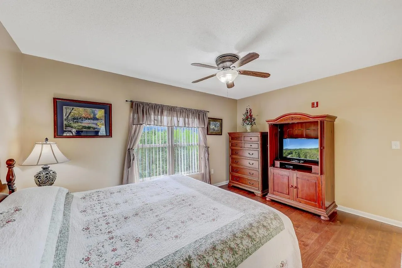 Apartment Vacation Destination Whispering Pines 444 *