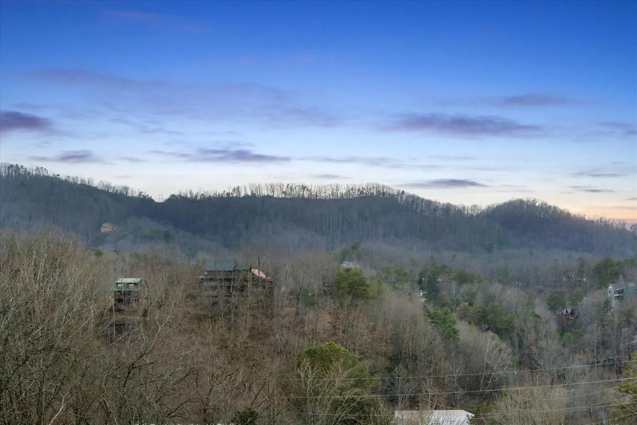 Eagle View Whispering Pines 332 * 鸽子谷