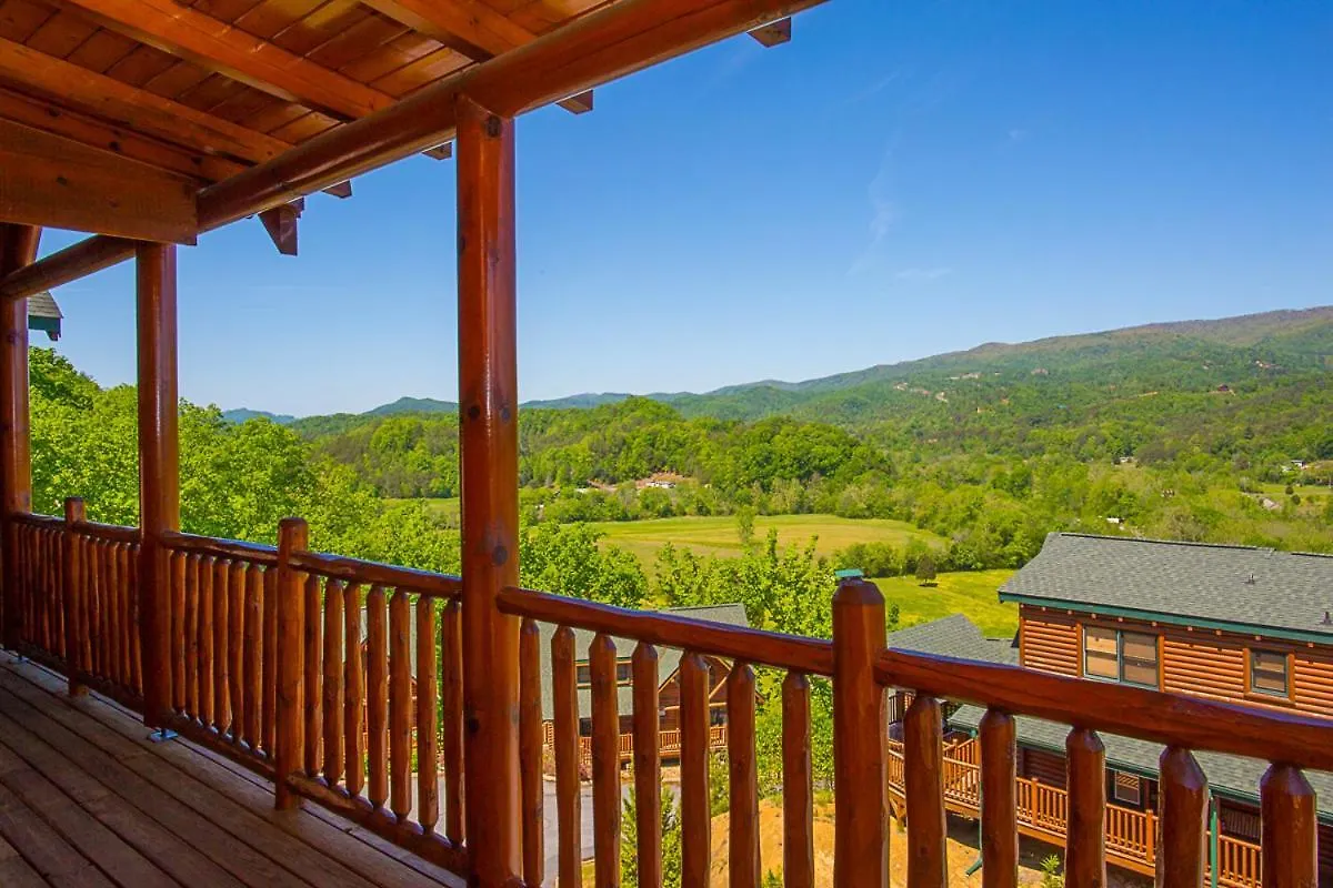 Misty Mountain Hideaway דירה