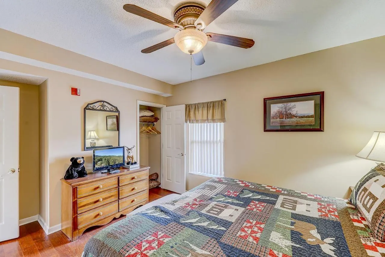 Vacation Destination Whispering Pines 444 Apartment *