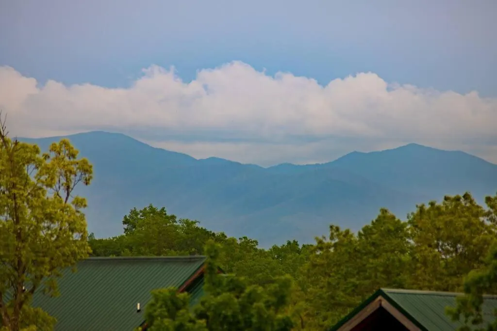 Great Smoky Mountain Get-away 度假居 鸽子谷