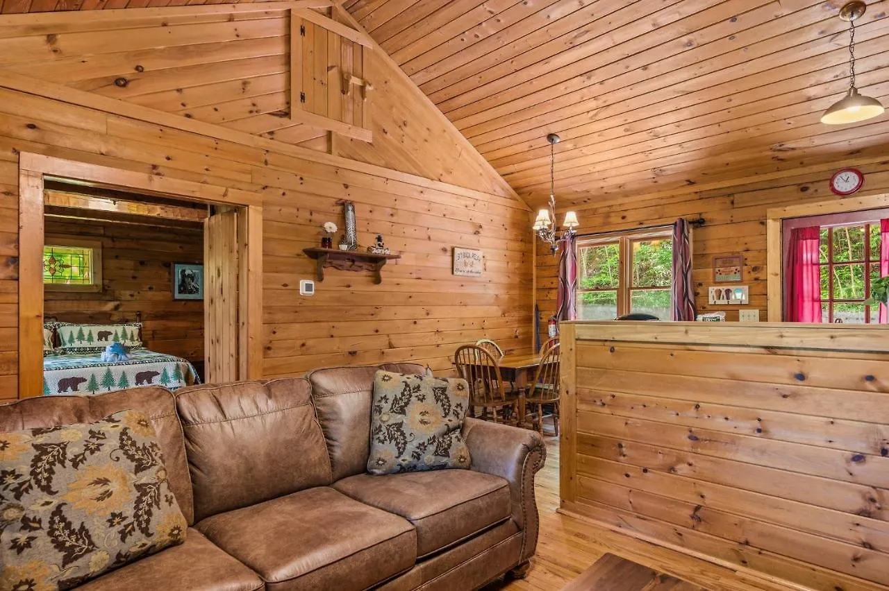 Сasa de vacaciones Romantic Log With Hot Tub
