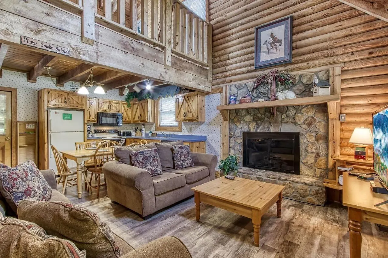 펜션 Four-bedroom House