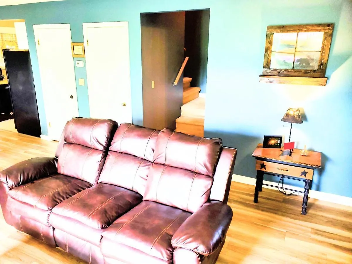 Hillbilly Hilton-pet Friendly-sleeps 4-free Tickets-mountain View Шале