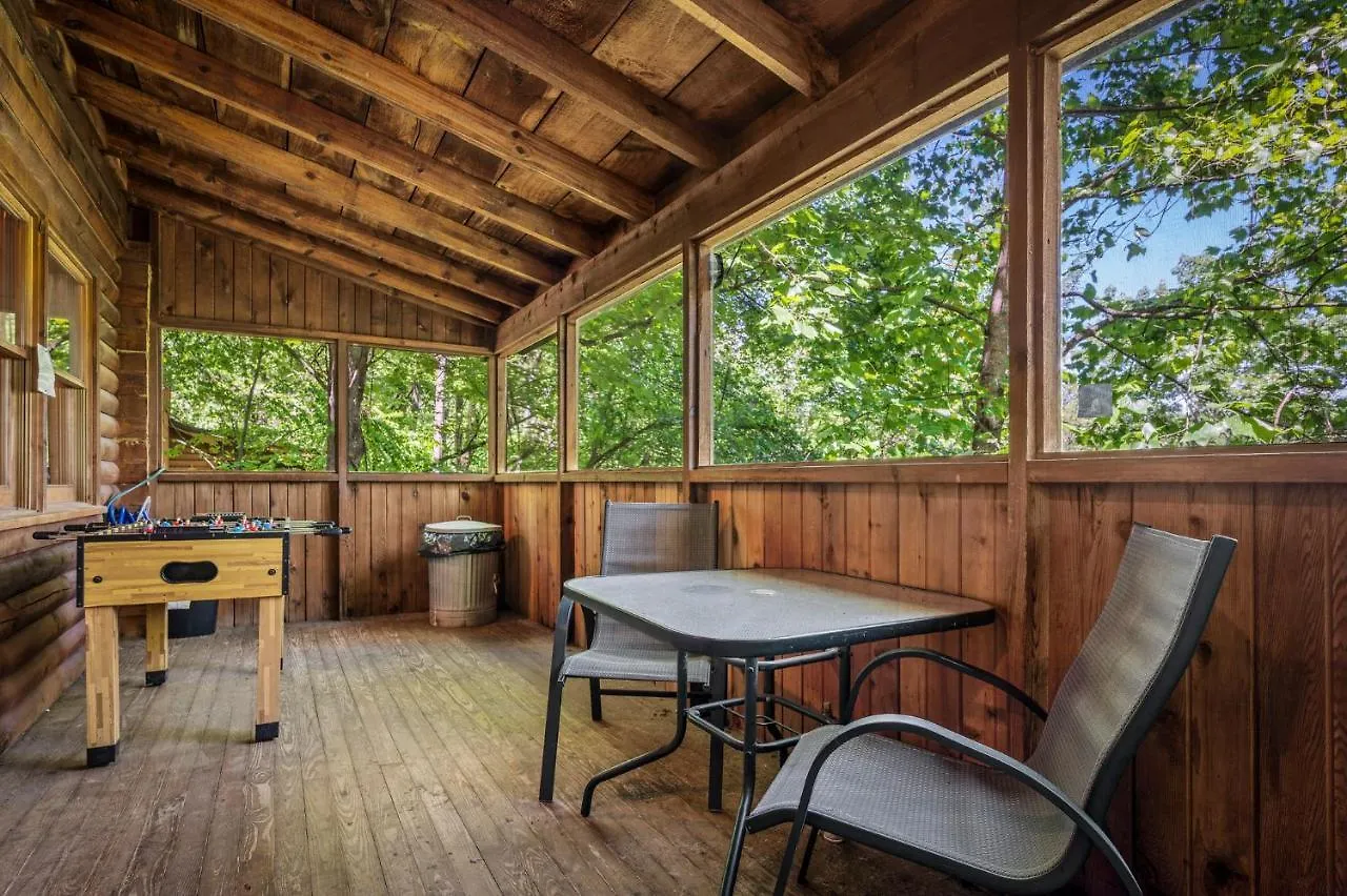 Romantic Log With Hot Tub Сasa de vacaciones Pigeon Forge