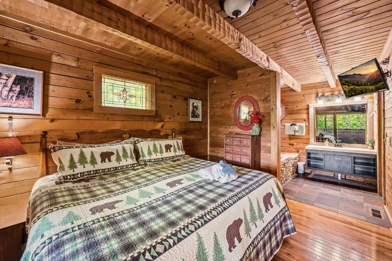 Romantic Log With Hot Tub بيت للعطل بيدجن فورج
