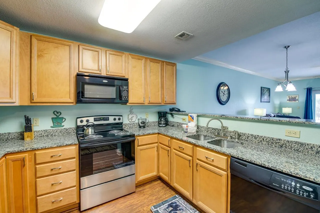 With Community Amenities! Apartment *