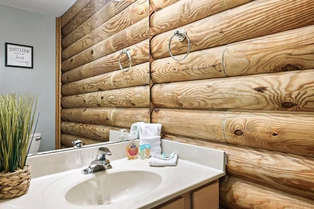 2 Miles From Dollywood Family With Seasonal Outdoor Swimming Pool, Year Around Heated Indoor Swimming Pool, Townhome Style Cabin, Private Hot Tub, Arcade, Tv, Wifi, Kitchen With Refrigerator, Washer And Dryer * Pigeon Forge