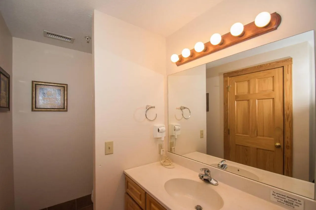 Golf View, Unit #3212