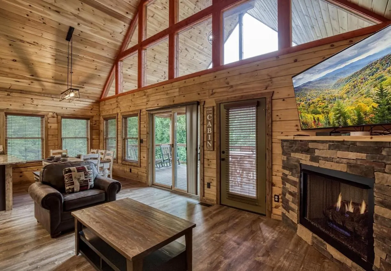 Holiday home Ern841 - Sweet Feet Retreat - Location, Location, And Private Indoor Pool!