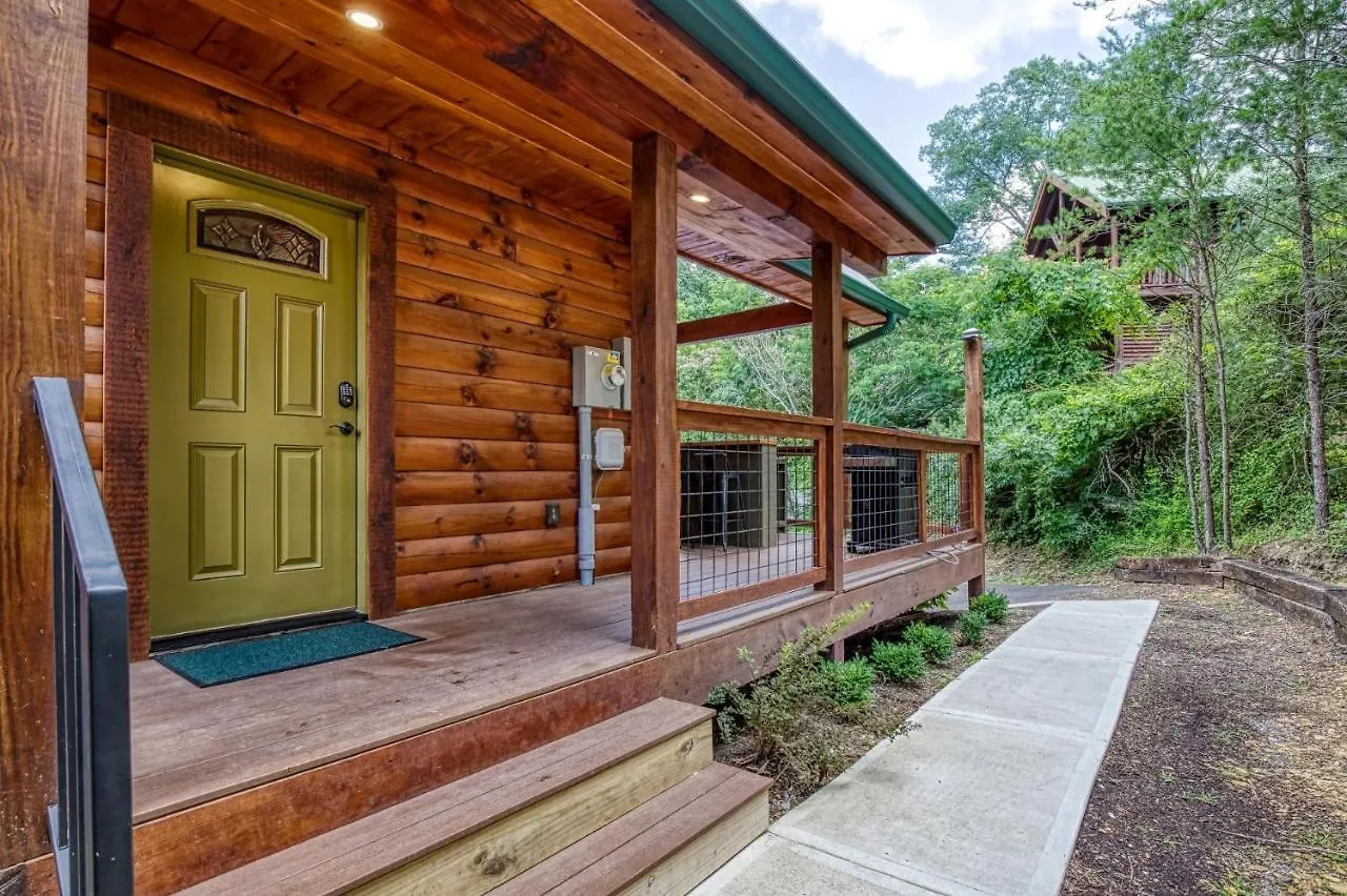 Ern841 - Sweet Feet Retreat - Location, Location, And Private Indoor Pool! Pigeon Forge