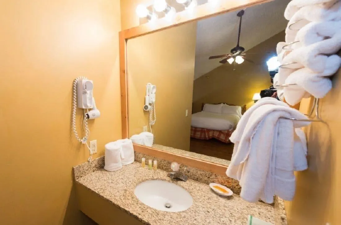 Timbers Hotel