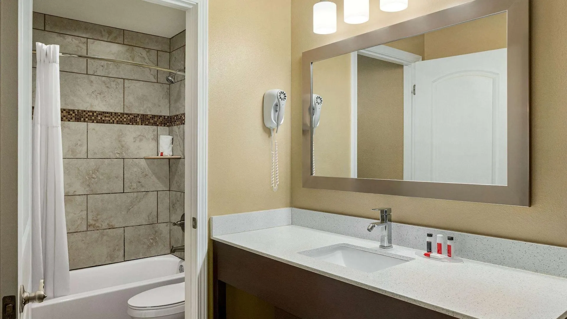 Howard Johnson By Wyndham Pigeon Forge