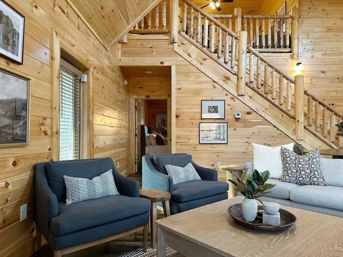 Holiday home Wildwood Retreat Indoor Pool Hot Tub Game Area Pigeon Forge