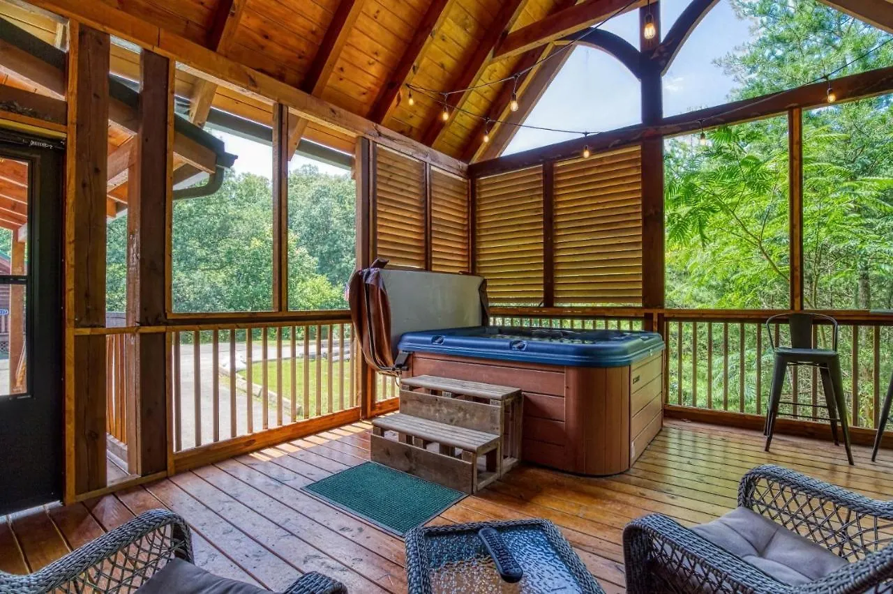 Ern824 - Days - Great Location! Close To Town! Pigeon Forge