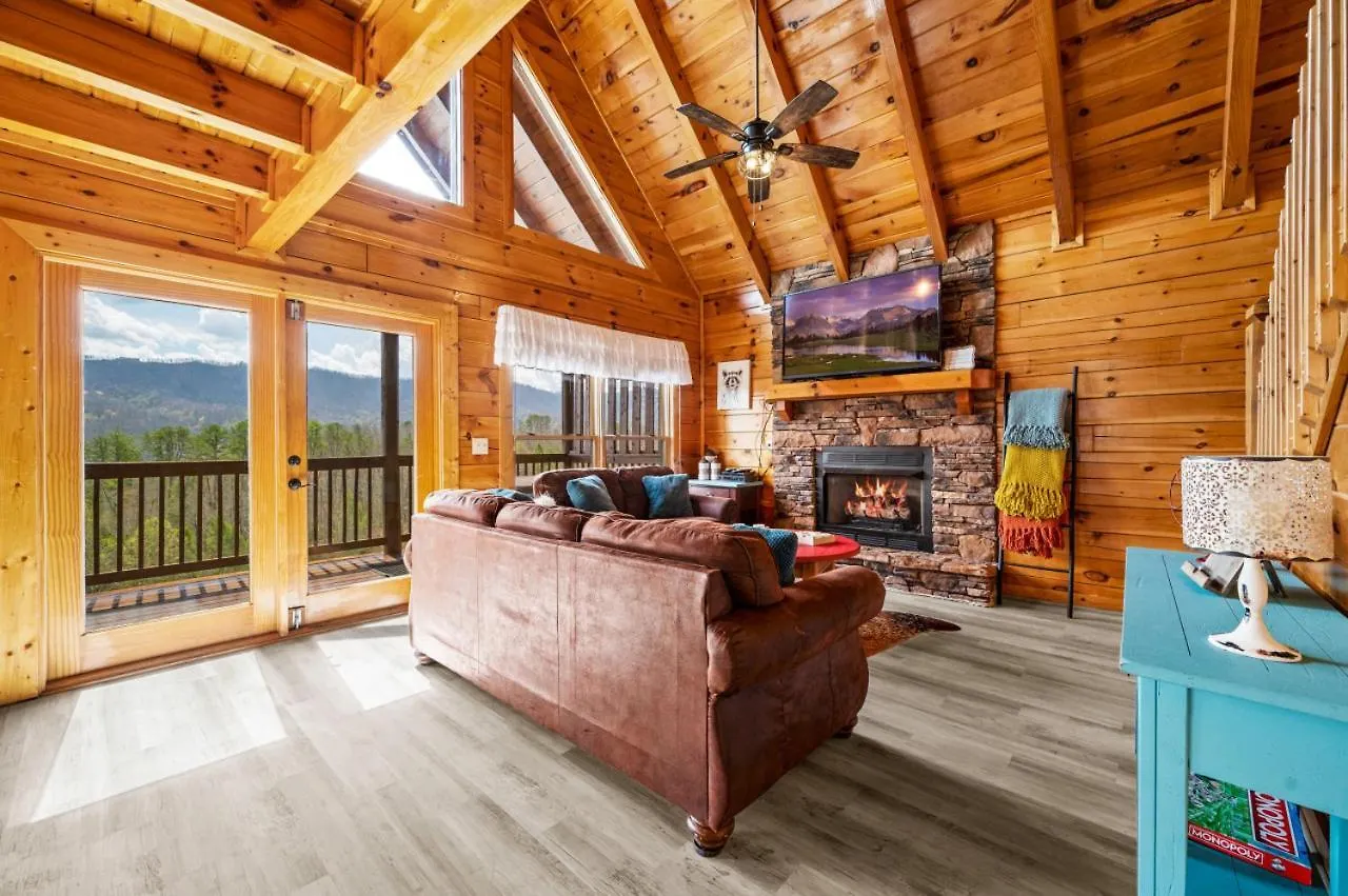 Million Dollar View - Games Table & Movie Theater!