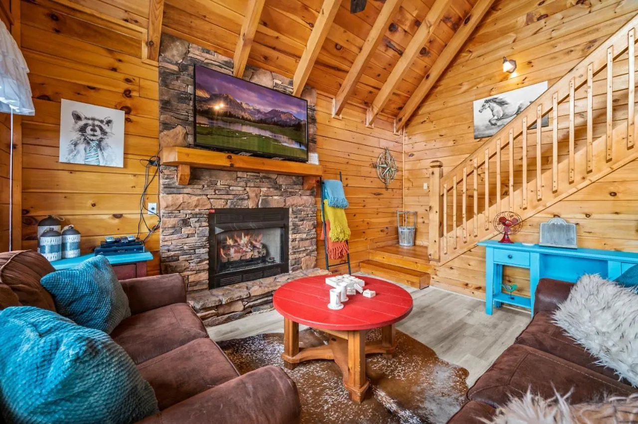 Holiday home Million Dollar View - Games Table & Movie Theater!