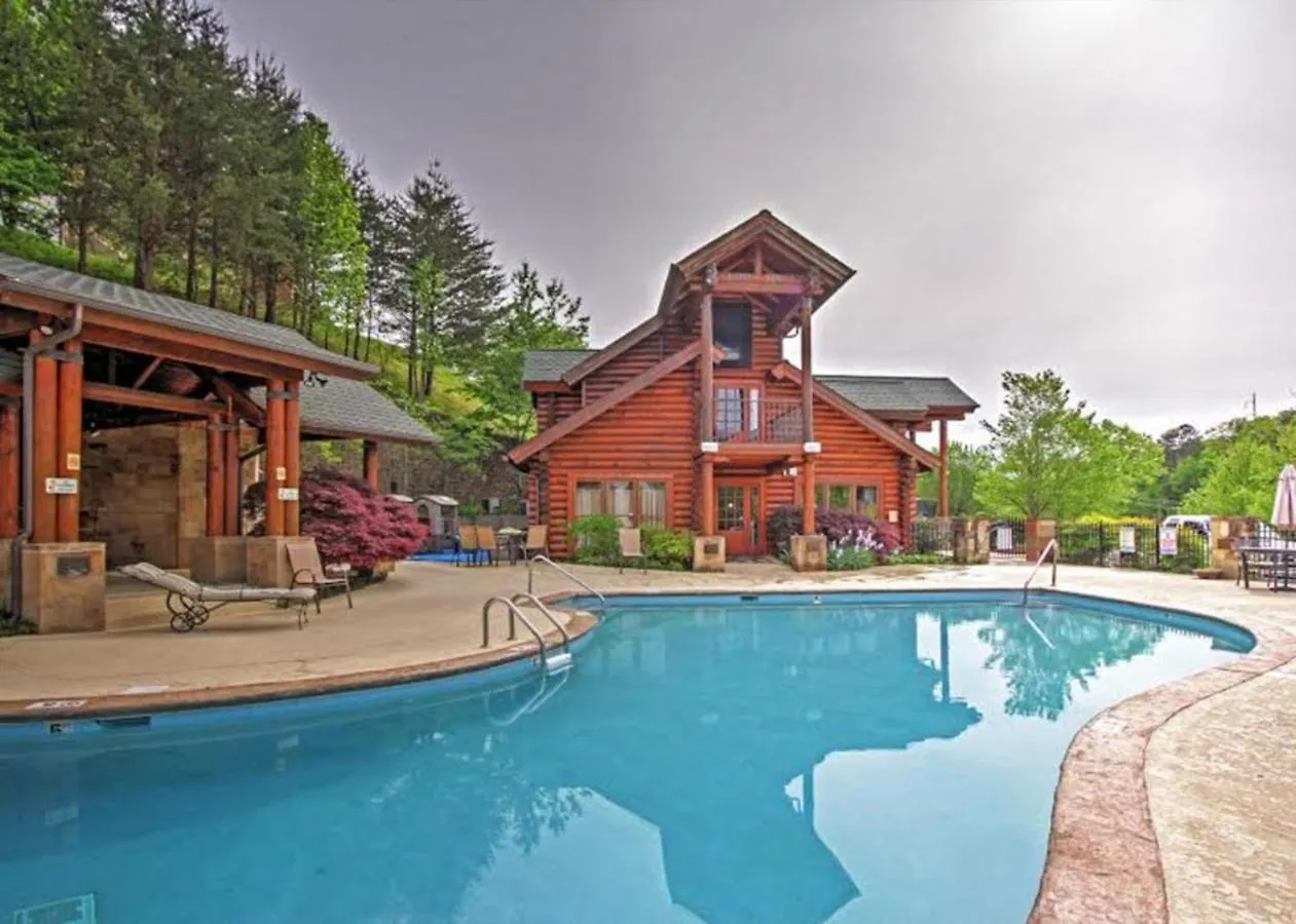 Luxury Cabin, 5 Min To Dollywood, Smoky Mountain Charm! 펜션 비둘기 포지