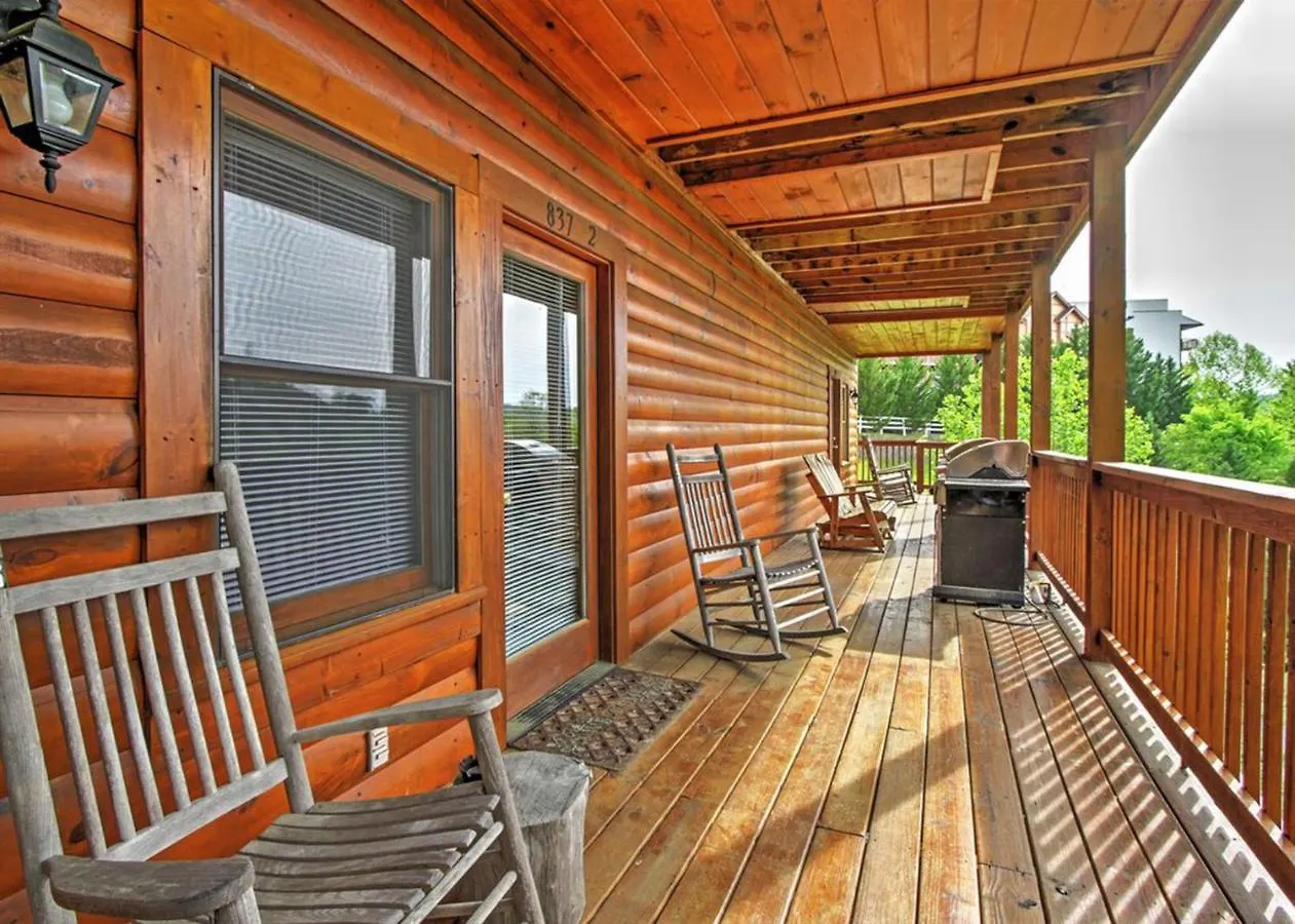 Luxury Cabin, 5 Min To Dollywood, Smoky Mountain Charm! 펜션 *
