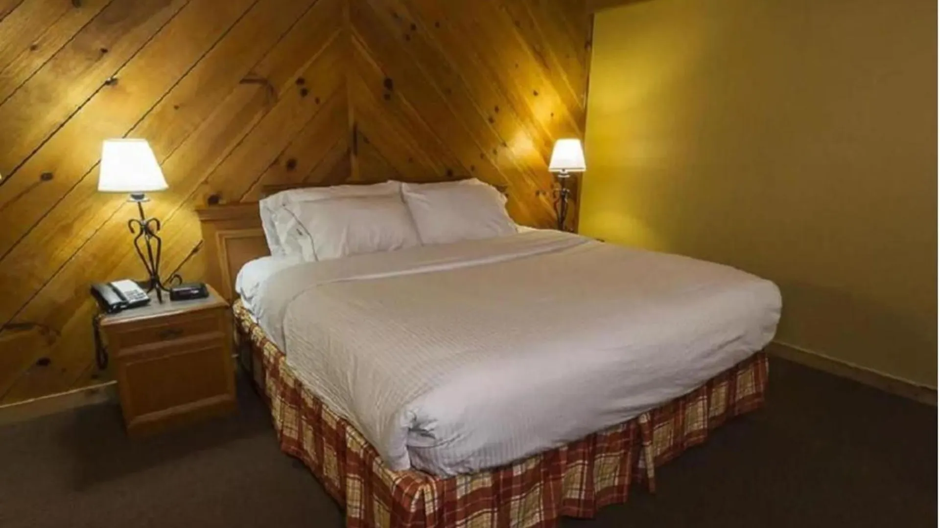 Timbers Hotel 2*
