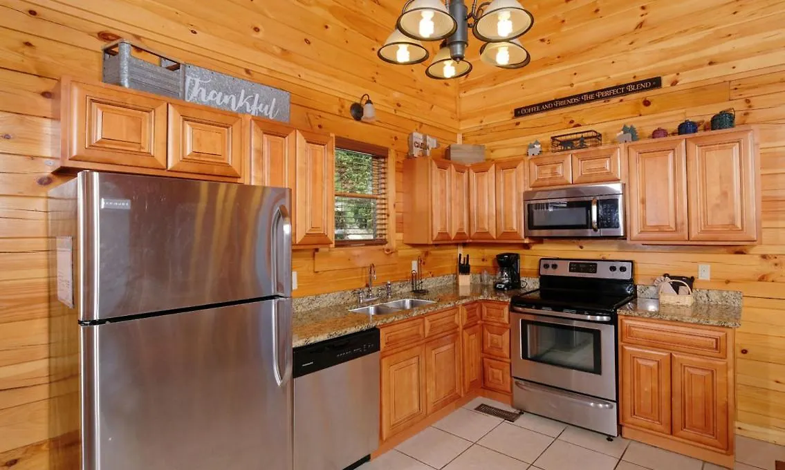 Highland Plunge Villa Pigeon Forge
