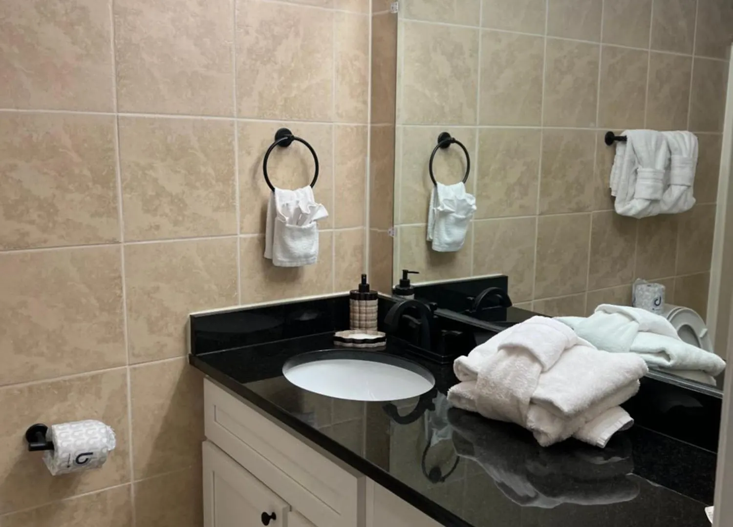 River Place #102 2bd *