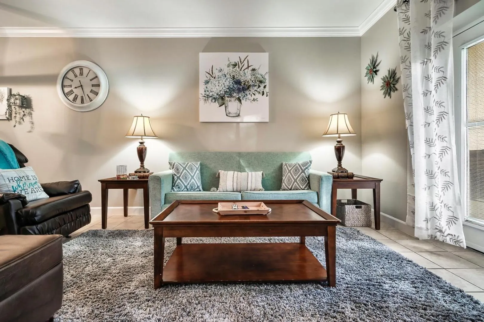 Luxury Condo, Sleeps 6, 3.2 Miles To Dollywood Appartamento