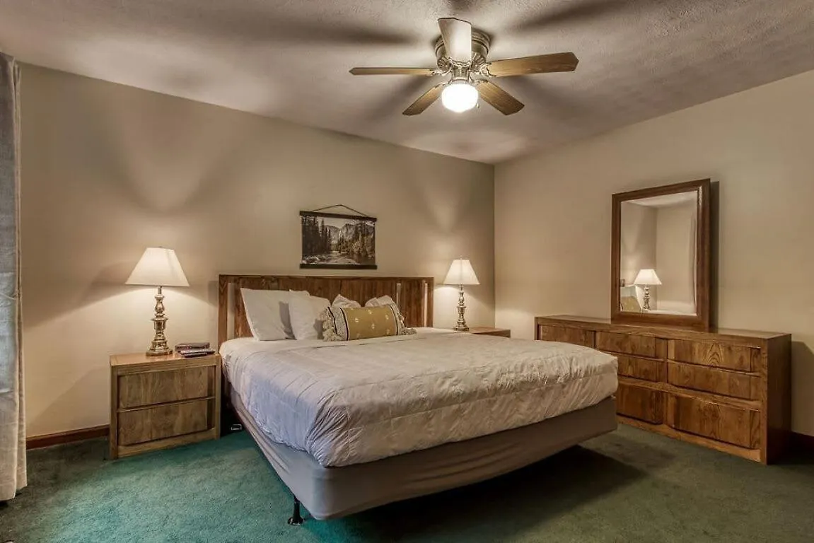 Pinecrest Townhomes-1king-2queen Unit Casa vacanze *