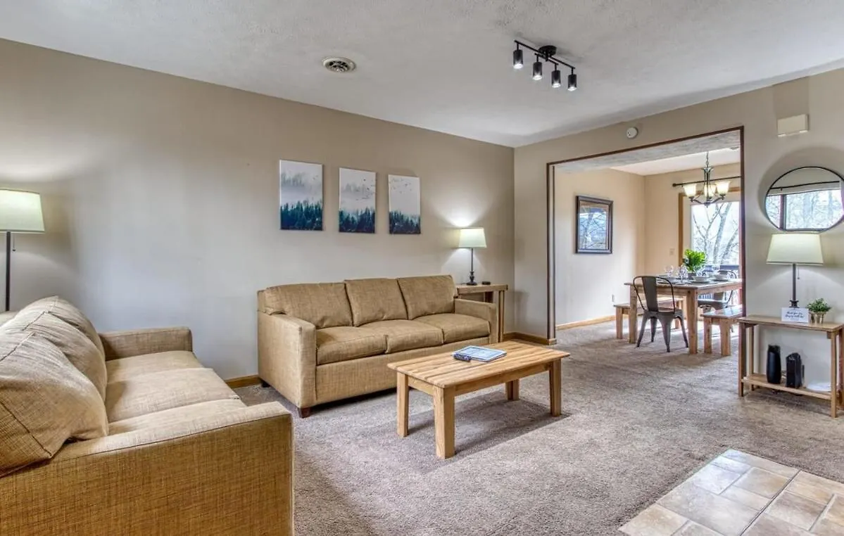Pinecrest Townhomes-1king-2queen Unit-updated Casa de Férias