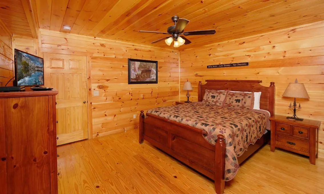 Highland Plunge * Pigeon Forge
