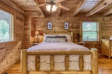 Casa vacanze The Wildflower - Woodsy Mtn Retreat Near Everything *