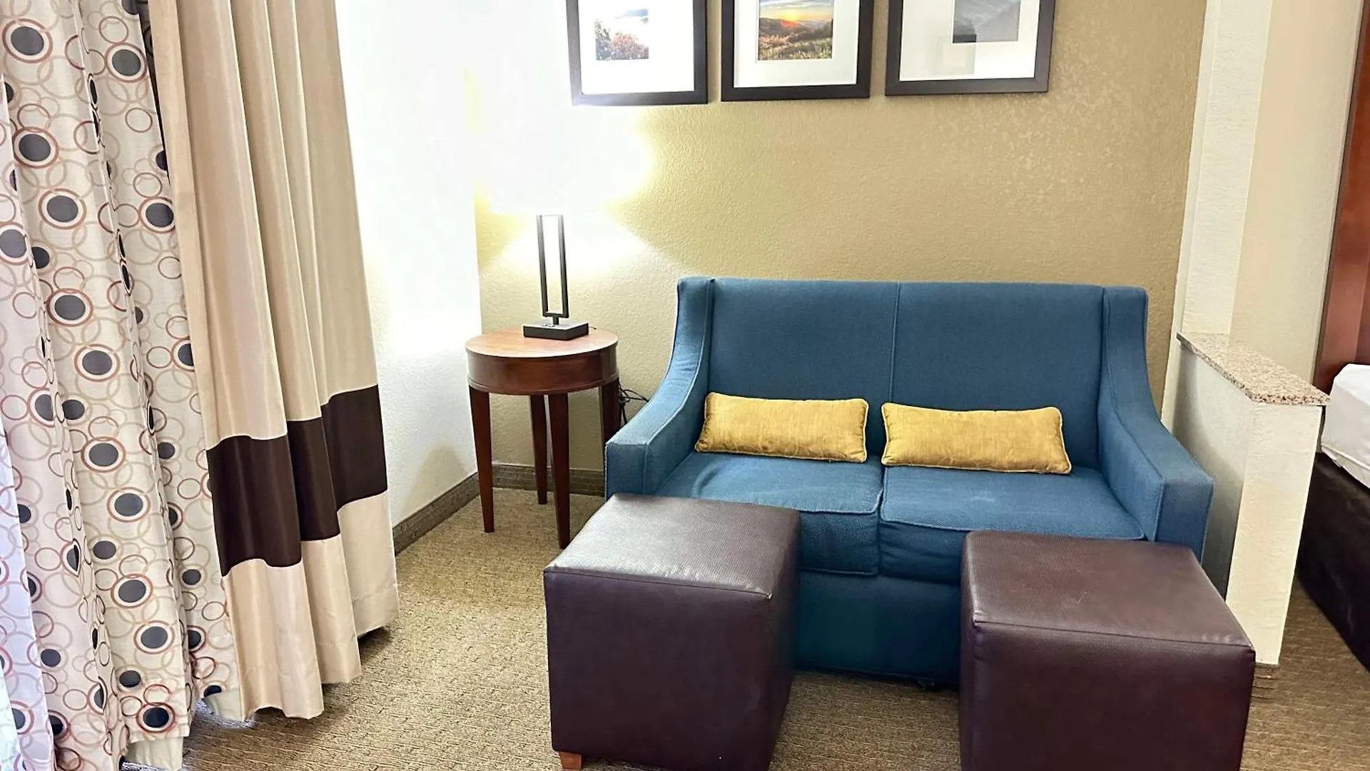 Hotel Vista Near Island Drive And Convention Center 3*